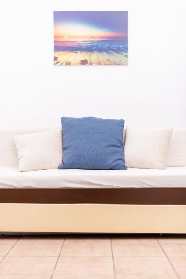 Bluewind Apartments - Near The Sea Kissamos Bagian luar foto