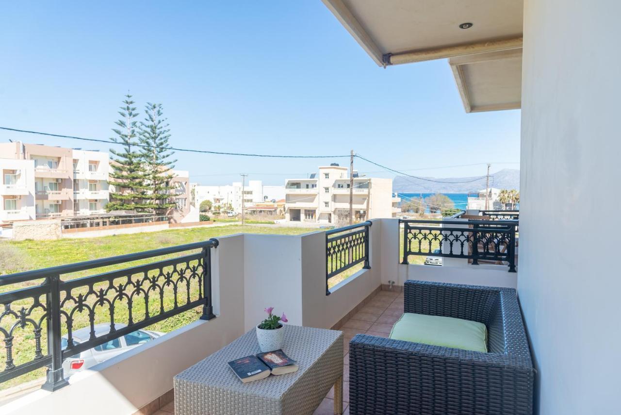 Bluewind Apartments - Near The Sea Kissamos Bagian luar foto