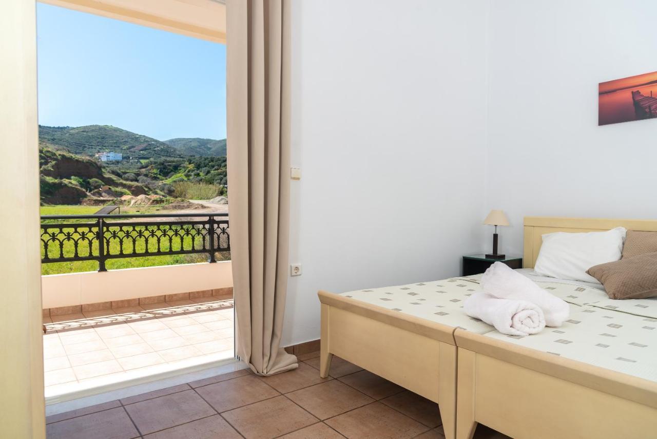 Bluewind Apartments - Near The Sea Kissamos Bagian luar foto